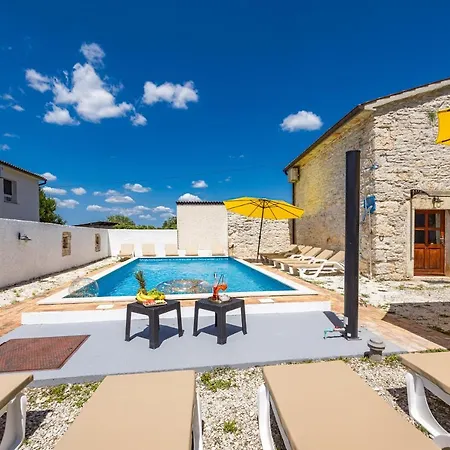 Villa Laura - Orihi Barban Exterior photo