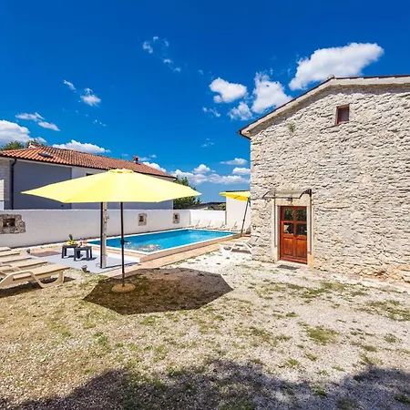 Villa Laura - Orihi Barban Exterior photo