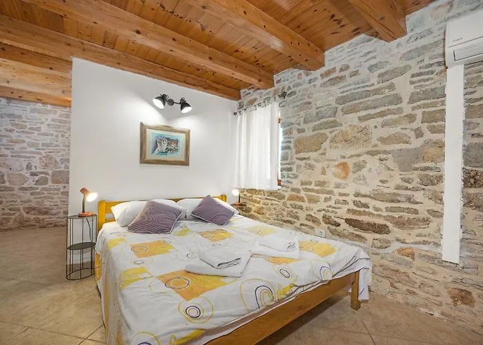 Villa Laura - Orihi